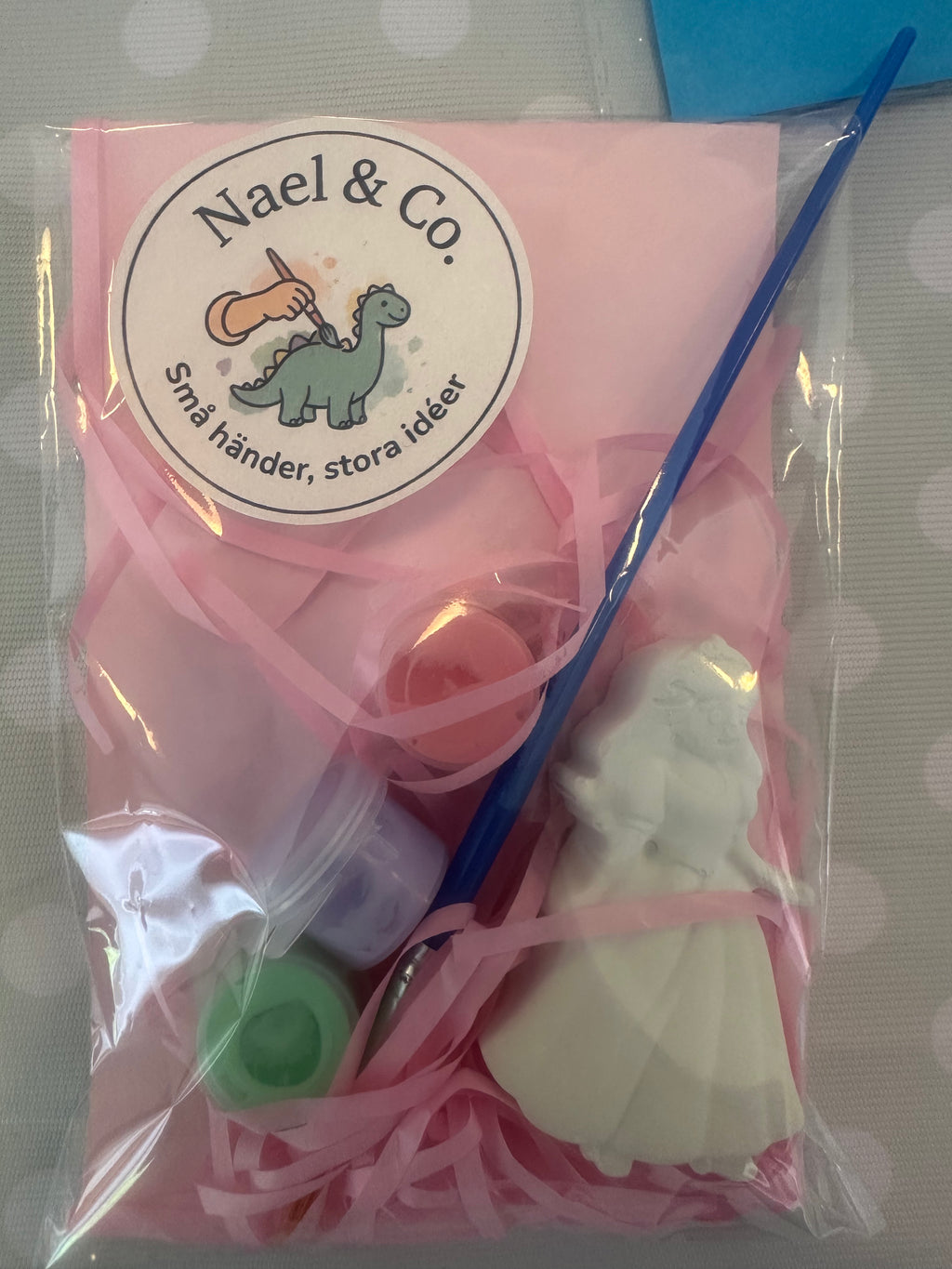 Mini Pysselkit Askungen – Måla egna gipsfigurer | Nael & Co.