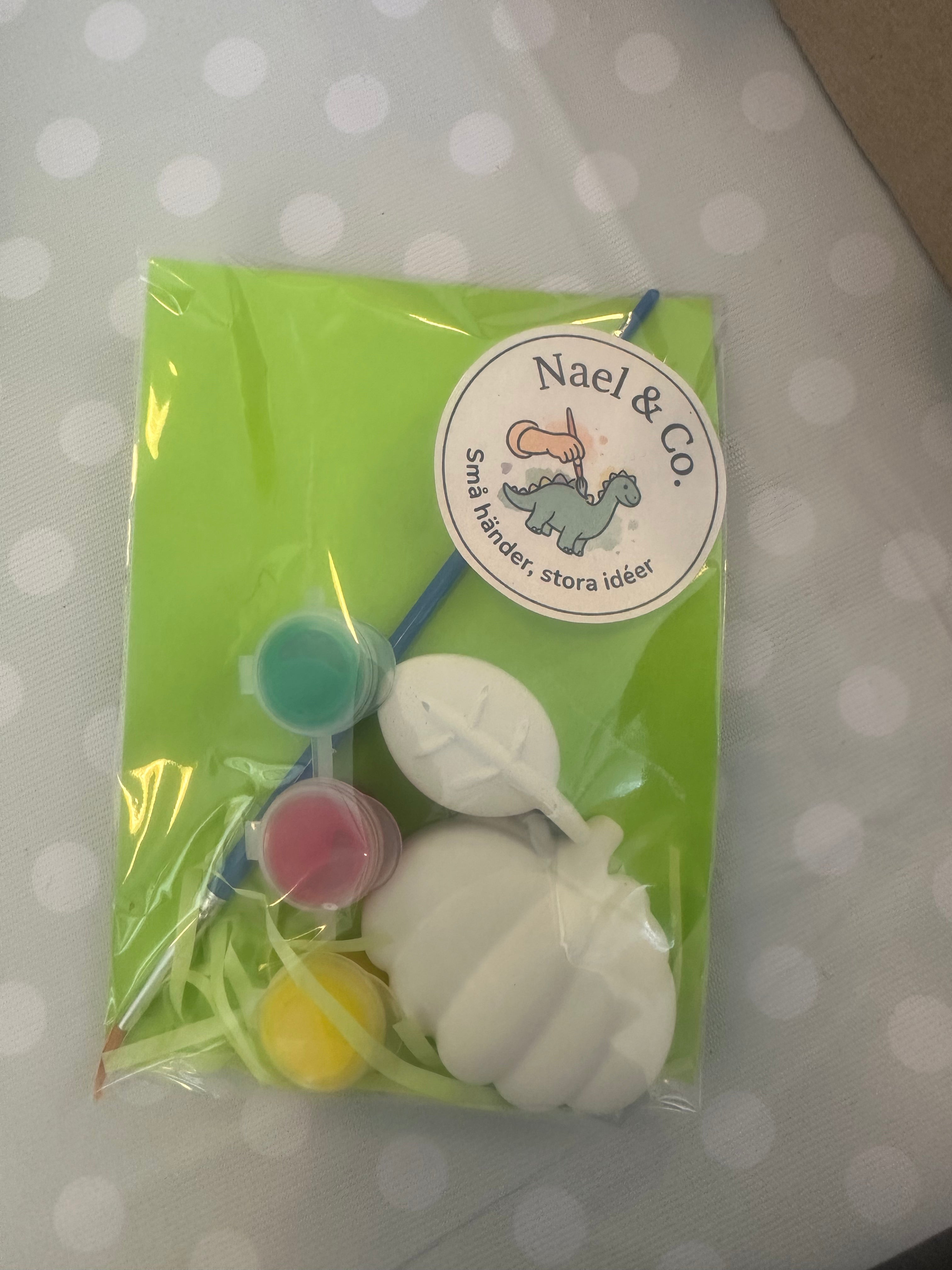Mini Pysselkit Bondgård – Måla egna gipsfigurer | Nael & Co.