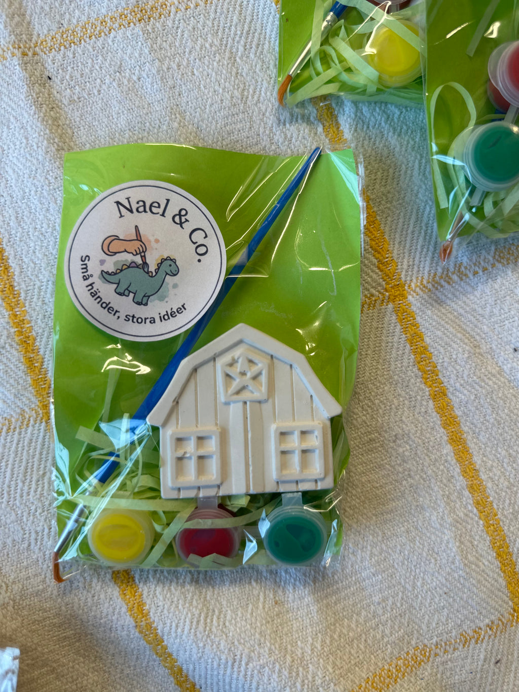 Mini Pysselkit Bondgård – Måla egna gipsfigurer | Nael & Co.
