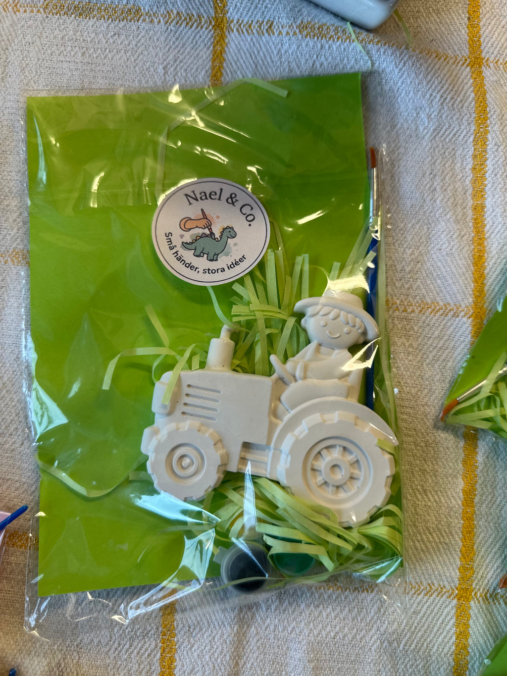 Mini Pysselkit Fordon – Måla egna gipsfigurer | Nael & Co.