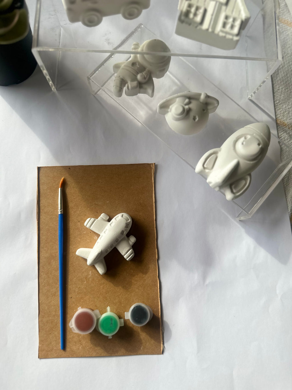 Mini Pysselkit Fordon – Måla egna gipsfigurer | Nael & Co.